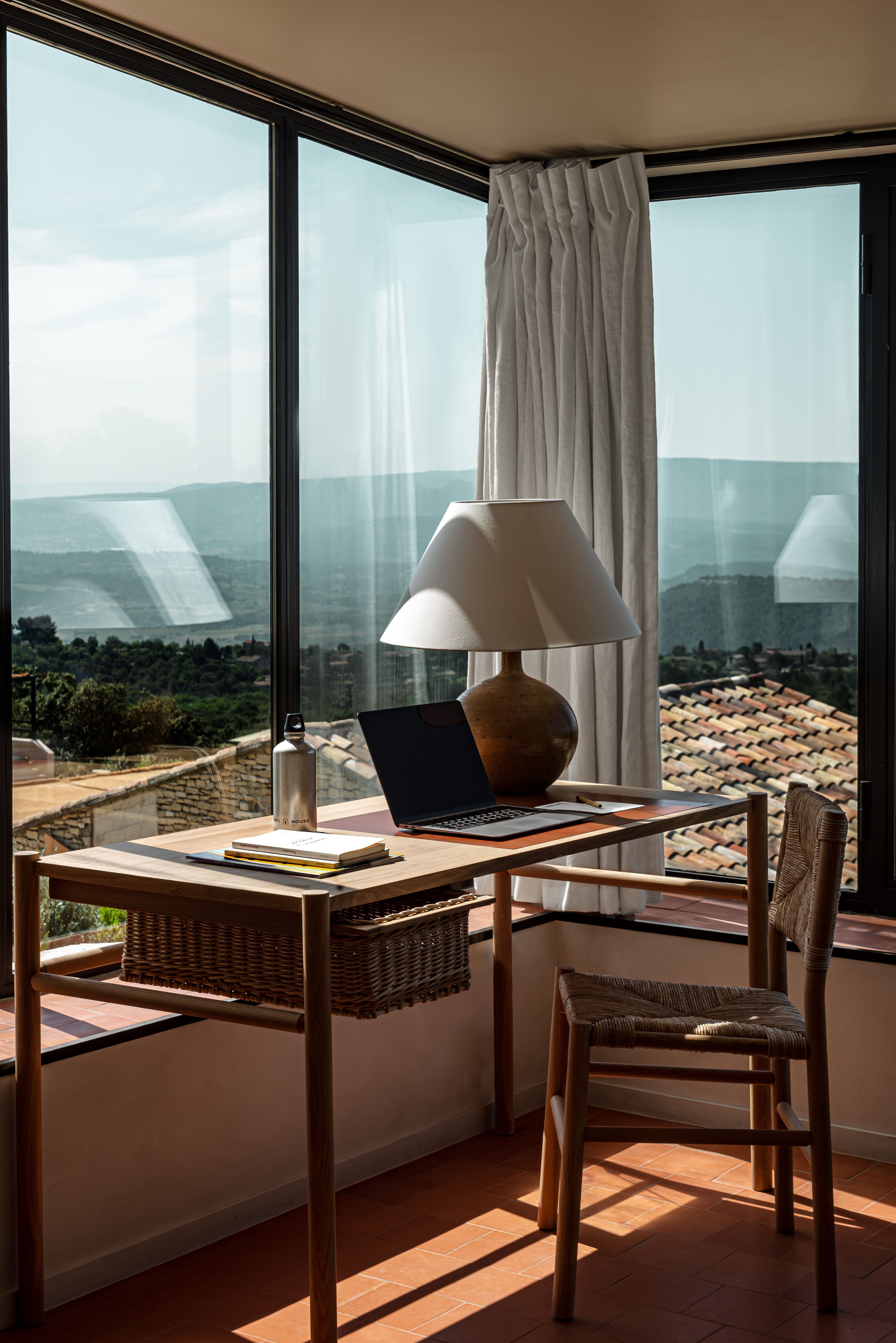 iconic-hauts-de-gordes © Mr. Tripper-11.jpg
