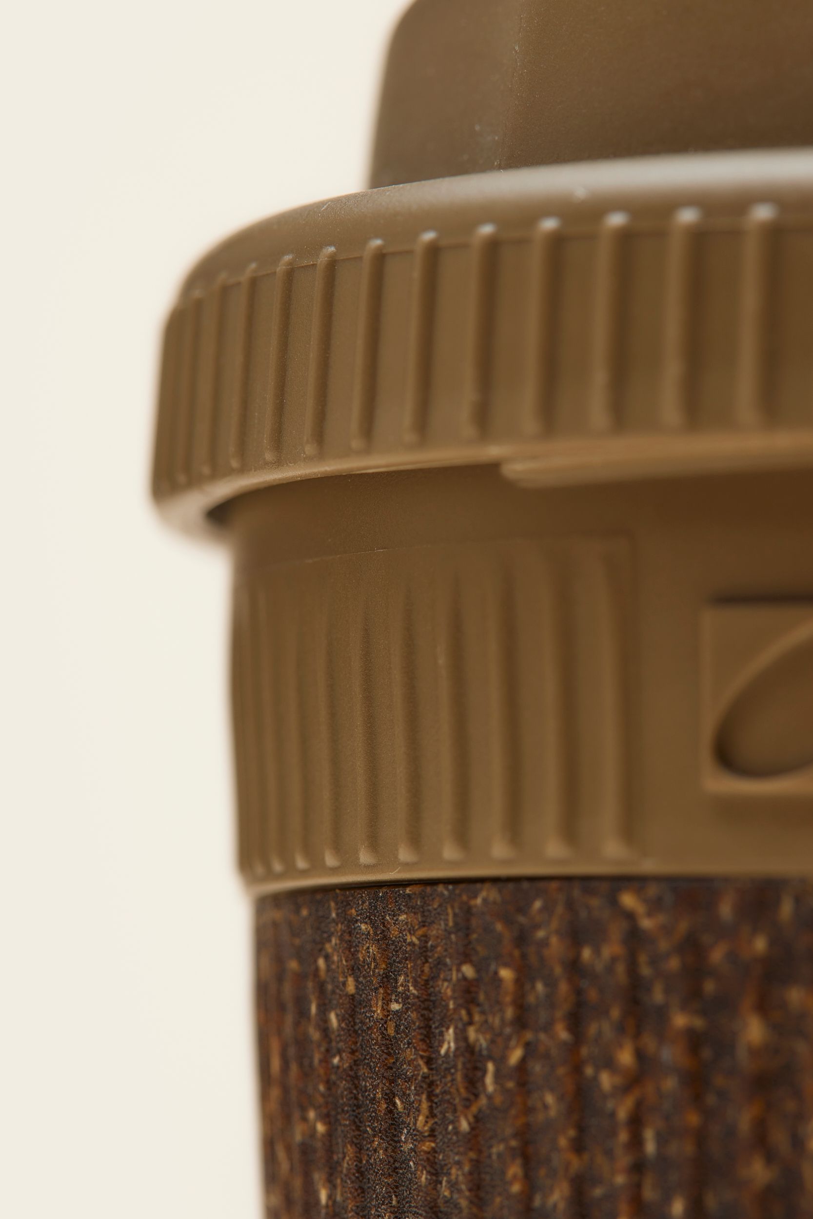 MERCHERY_23_Kaffeeform_cup_details_b41495b932.jpg