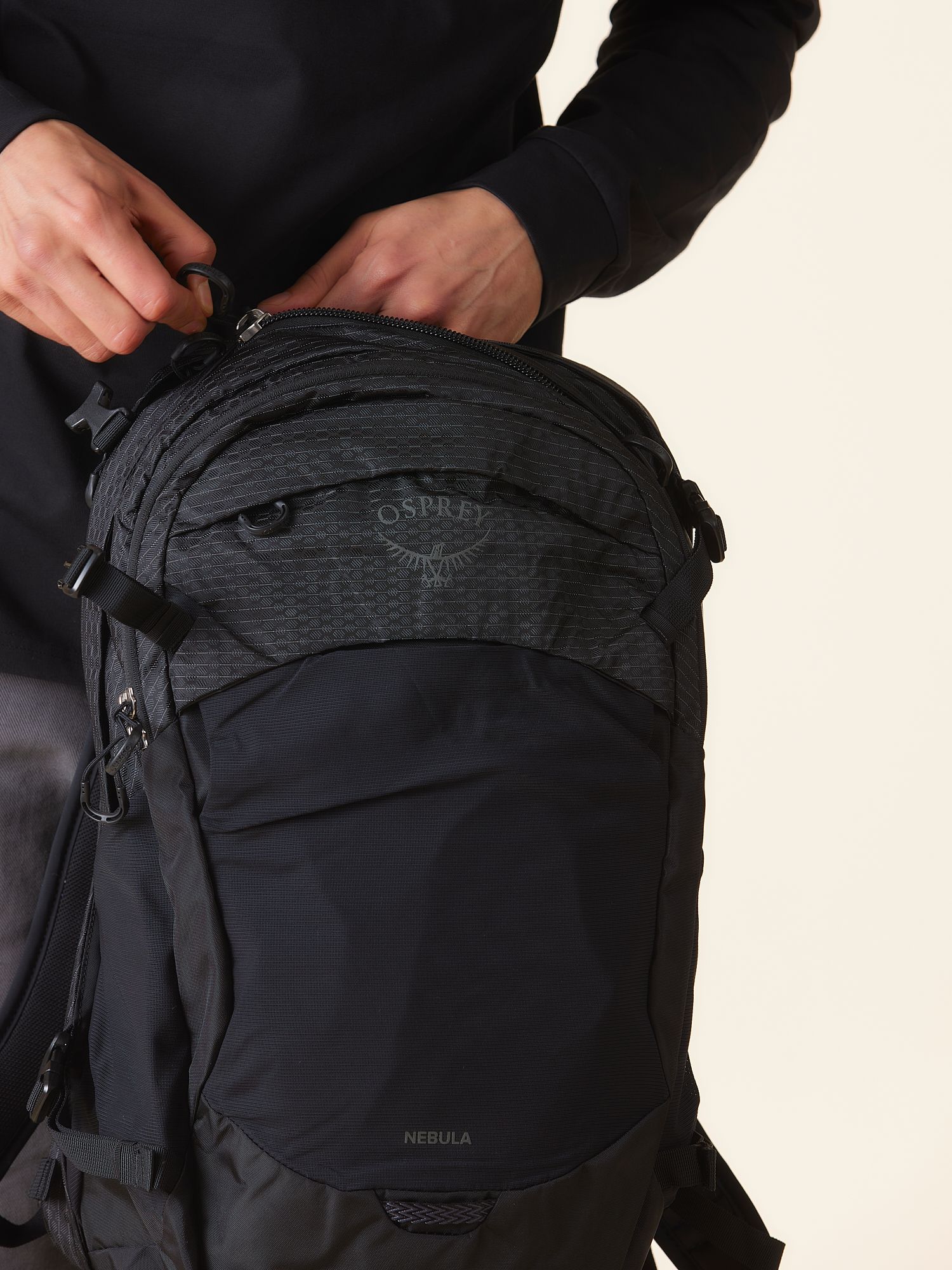 MERCHERY_APRIL_23_10942_Osprey_everyday_backpack_black_3_1_6d1e727b12.jpg