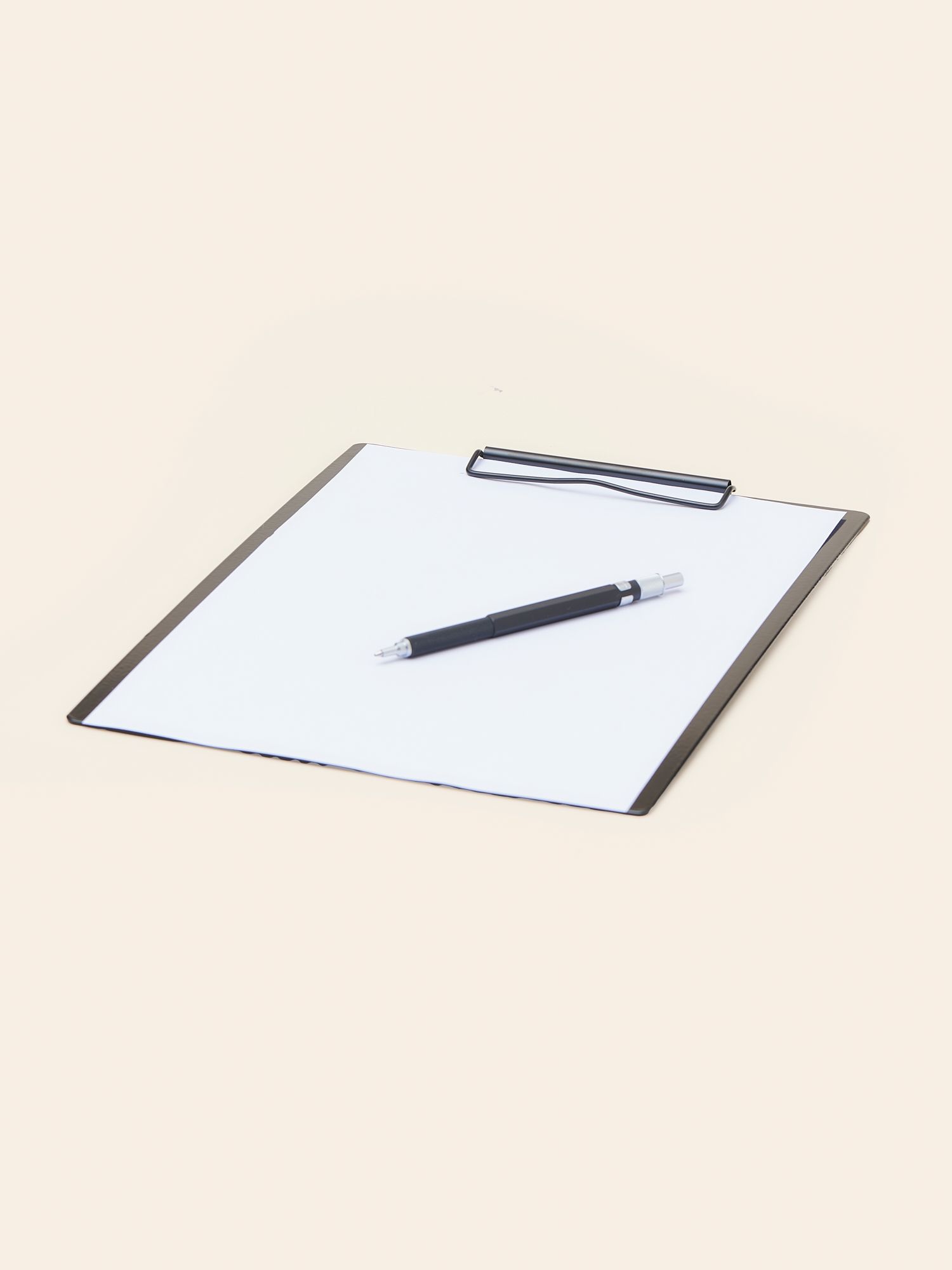 The Art of Corporate Gift Messages: Enhancing Business Relationships
