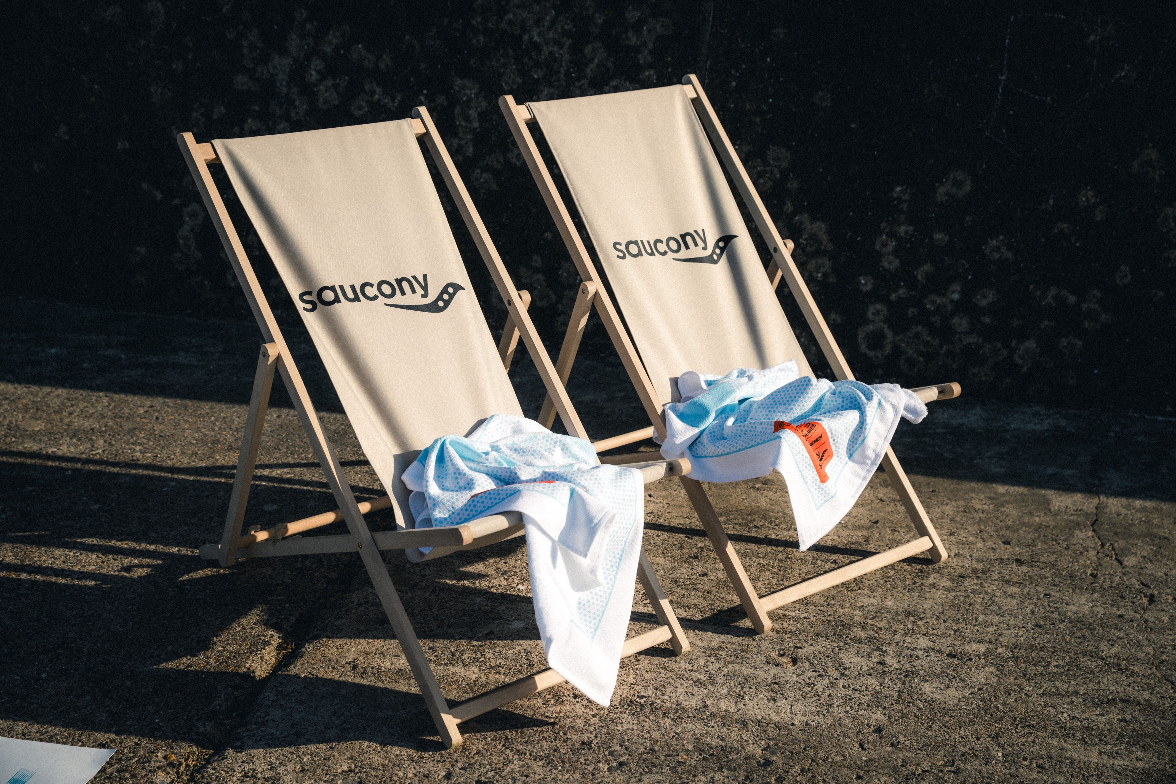 Merch-Trends Zomer 2026: Wat uw merk dit seizoen zou moeten weggeven